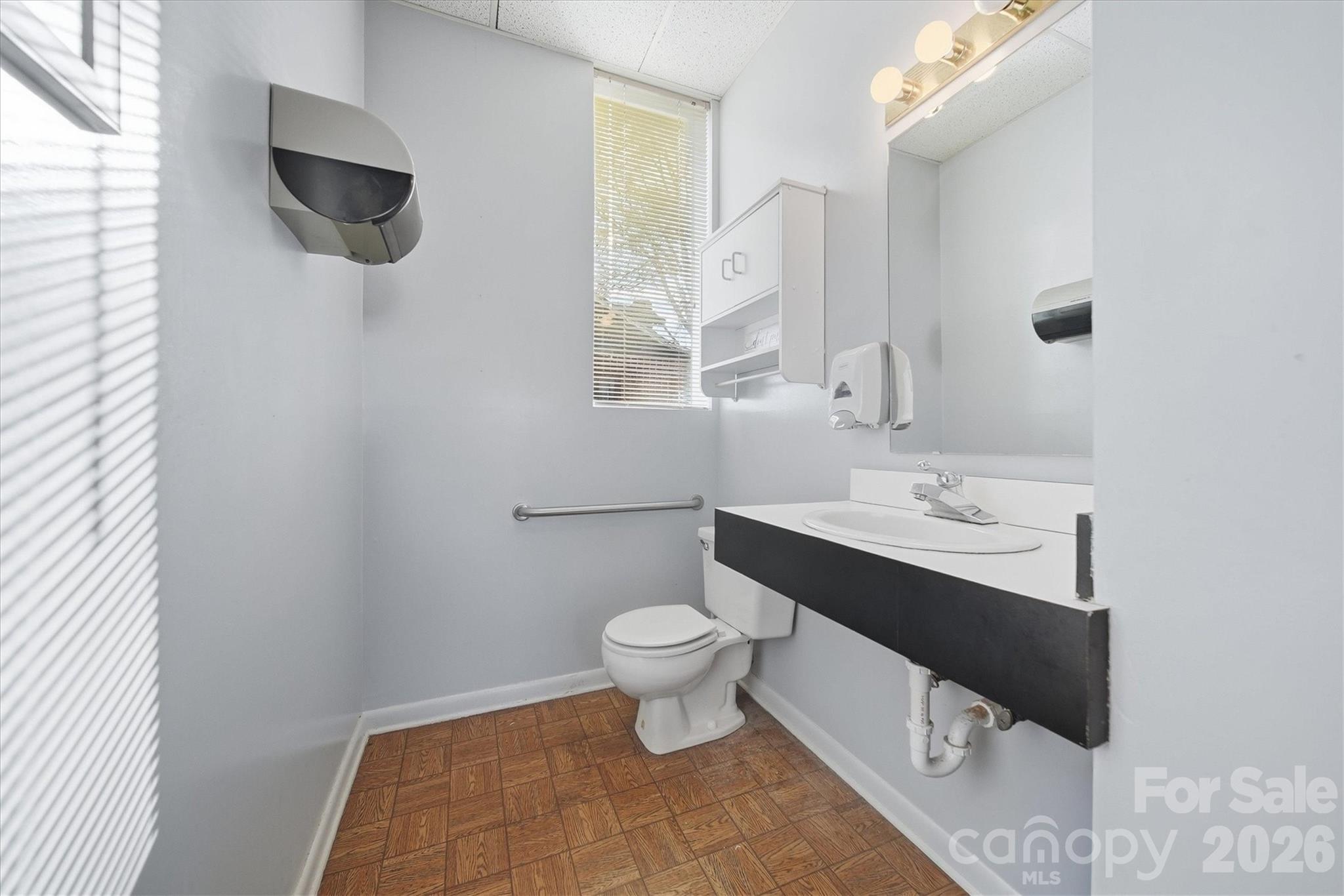 729 1st Avenue Property Photo 28