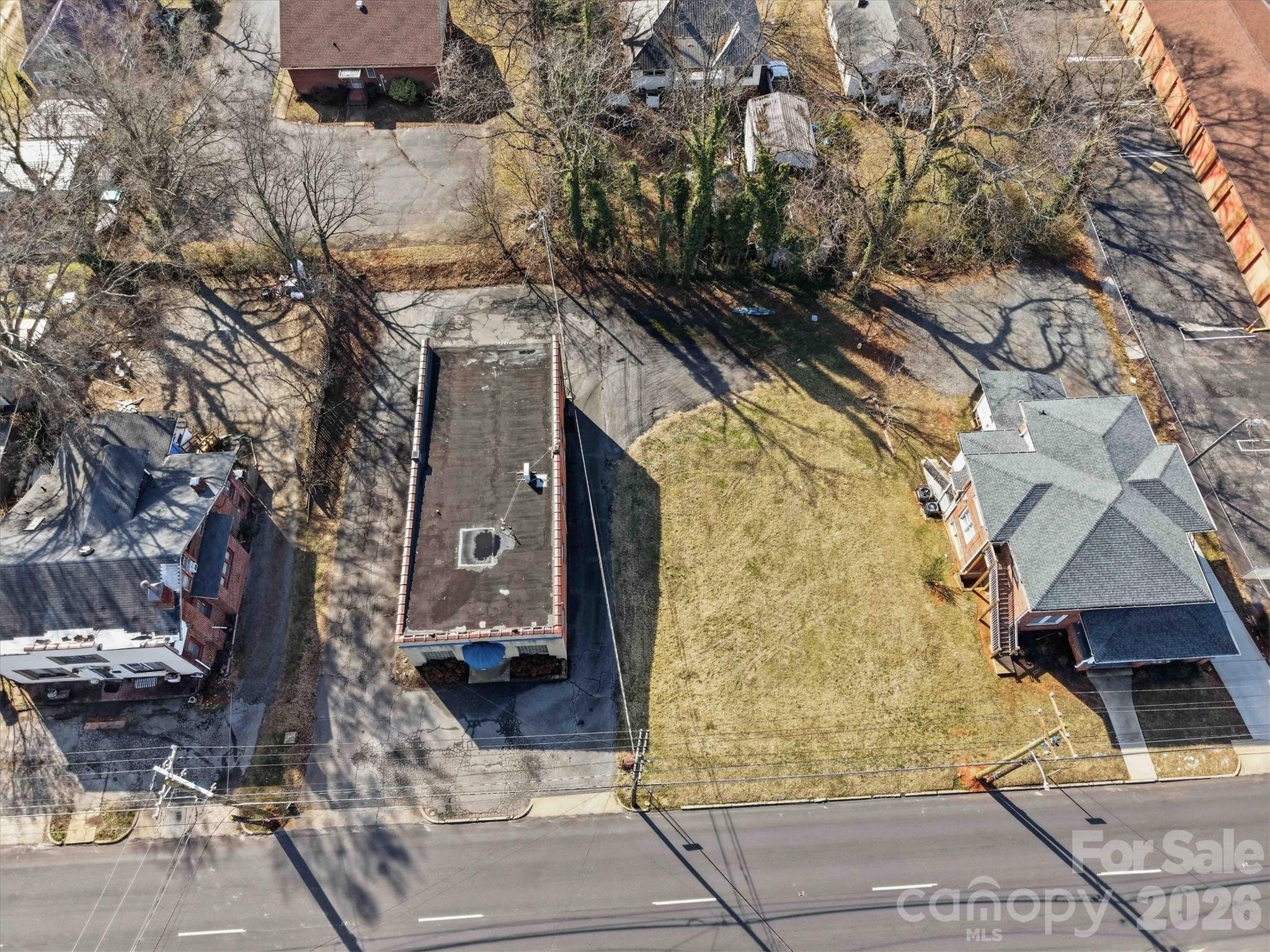 729 1st Avenue Property Photo 44