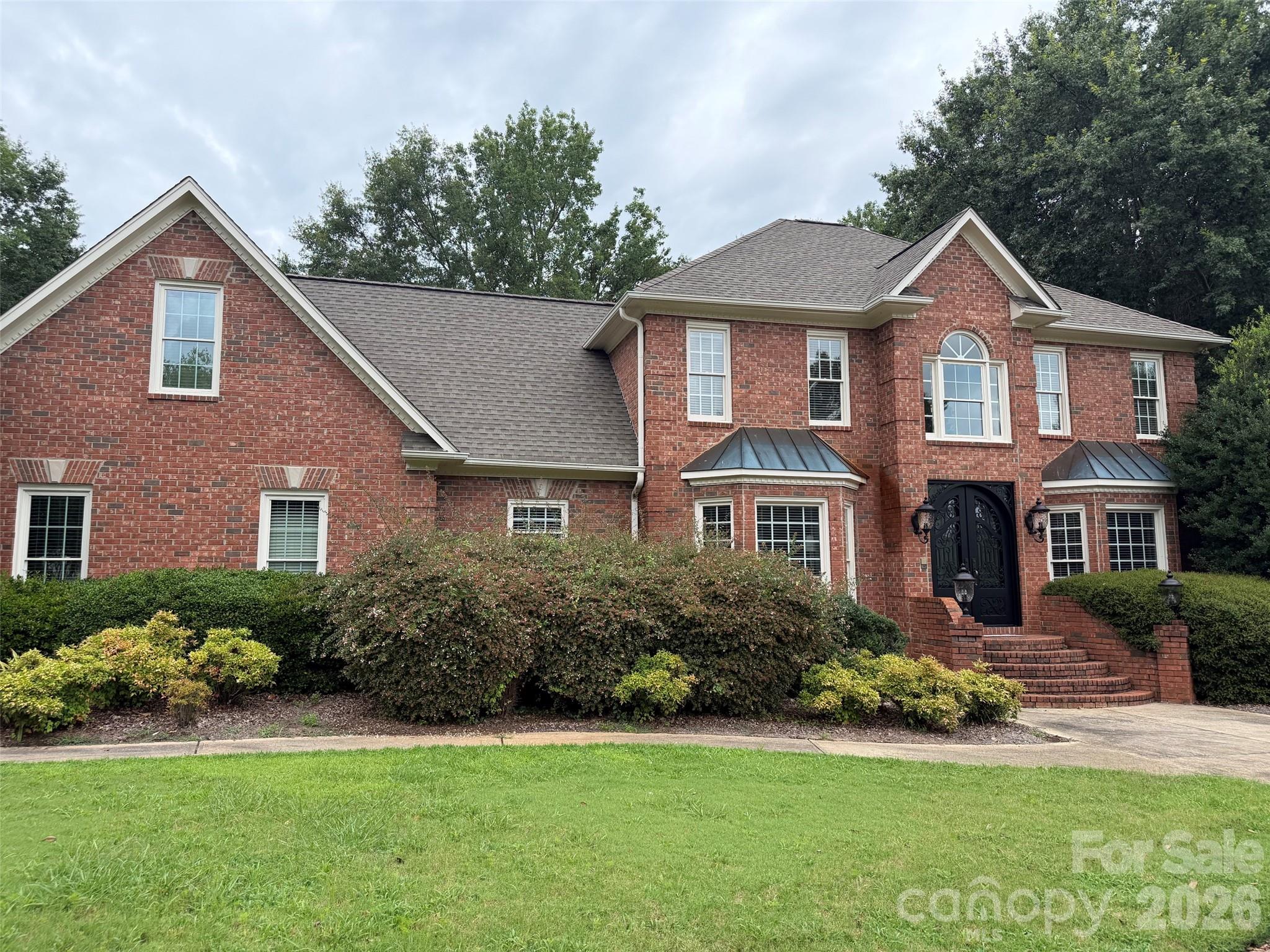 101 Sleepy Hollow Lane Property Photo 1