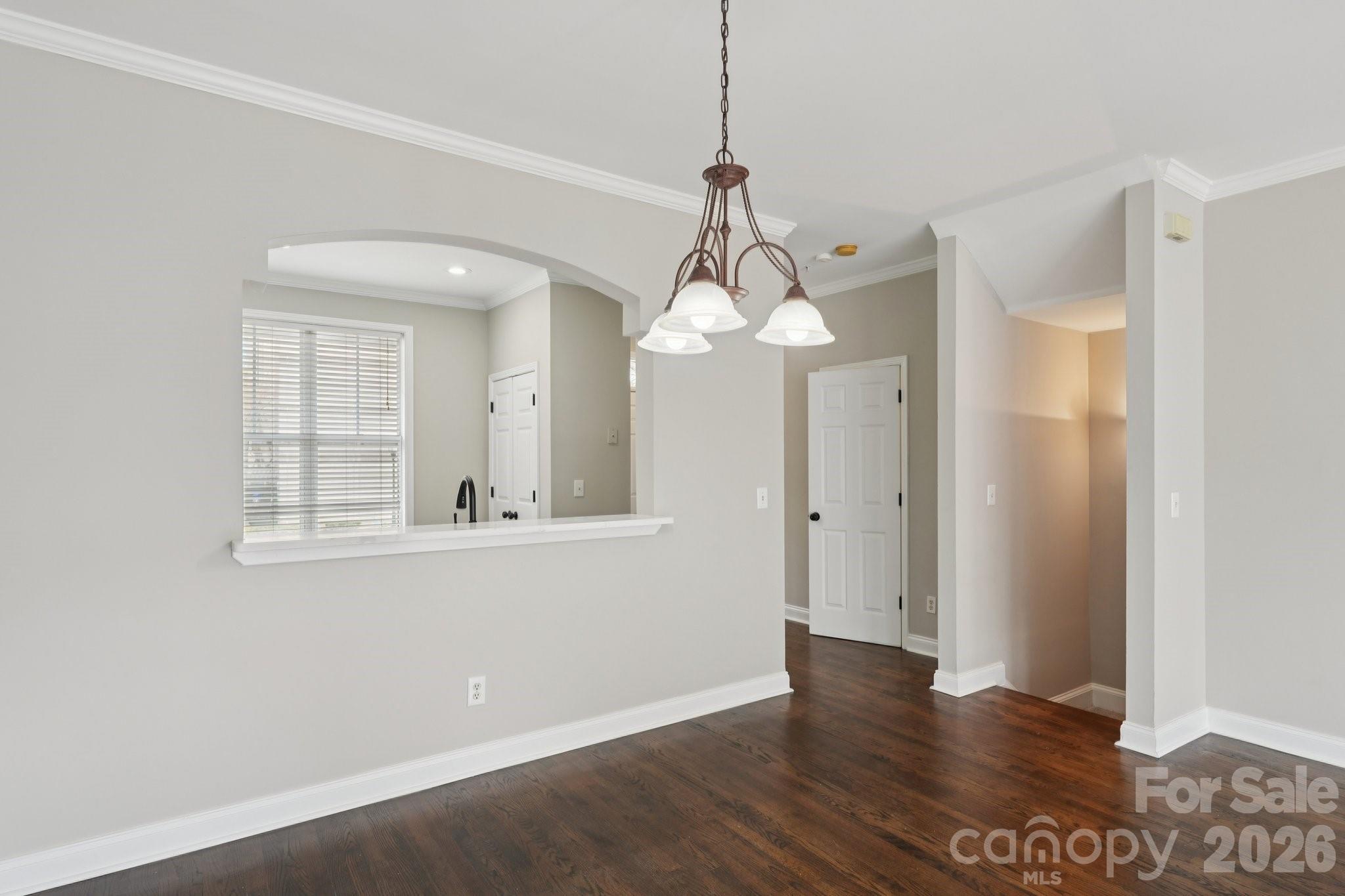 827 4th Street Property Photo 9