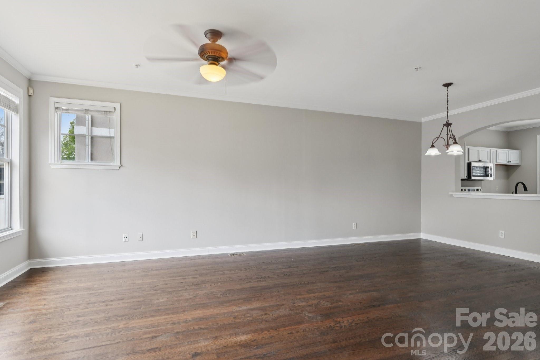 827 4th Street Property Photo 10