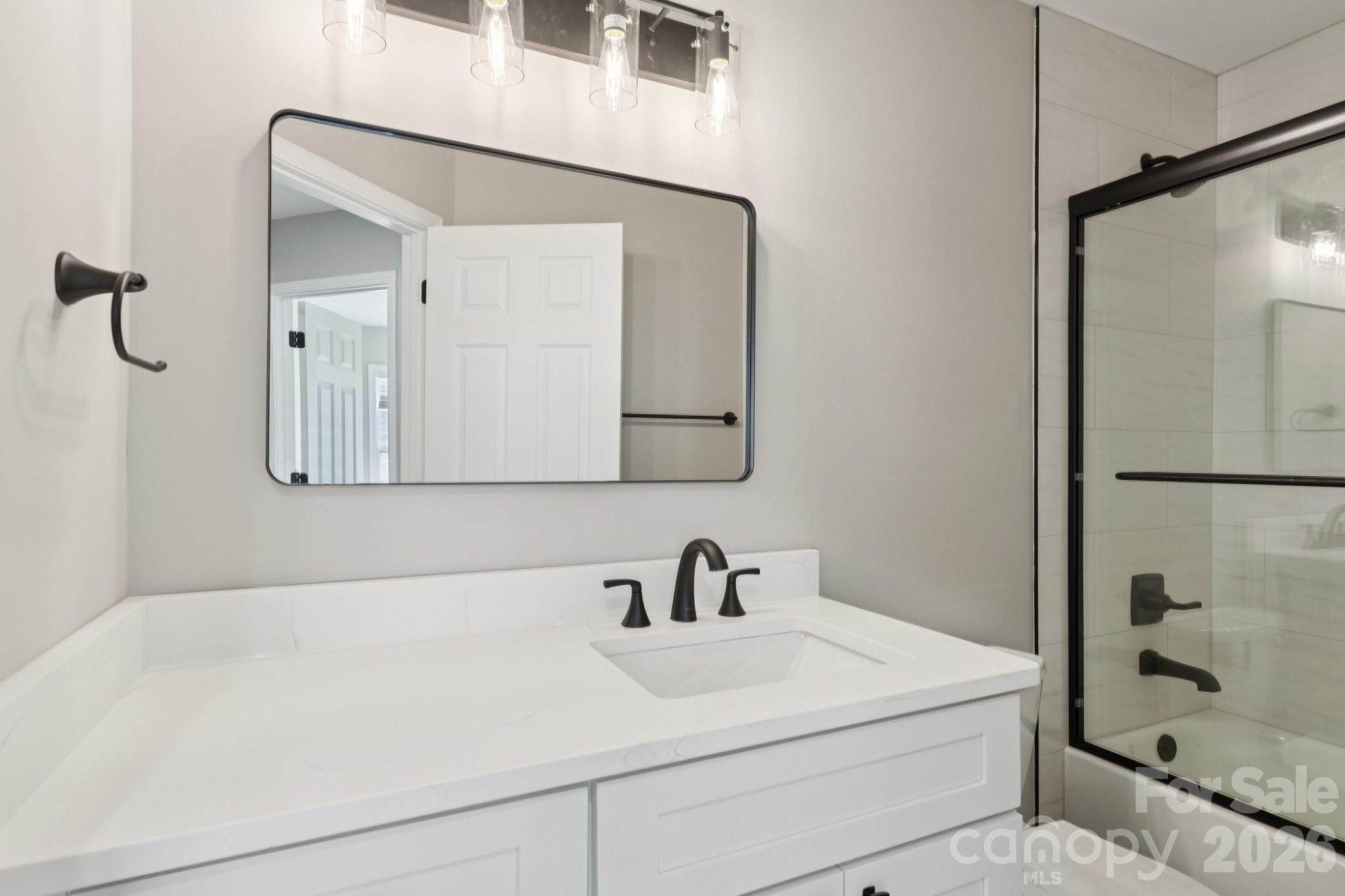827 4th Street Property Photo 17