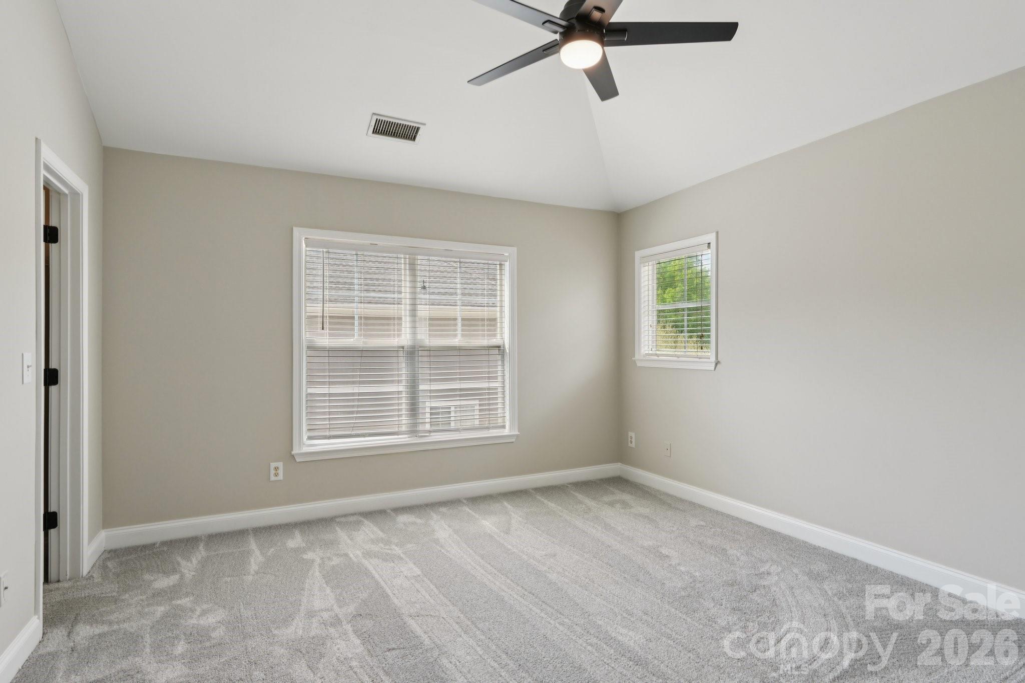 827 4th Street Property Photo 21