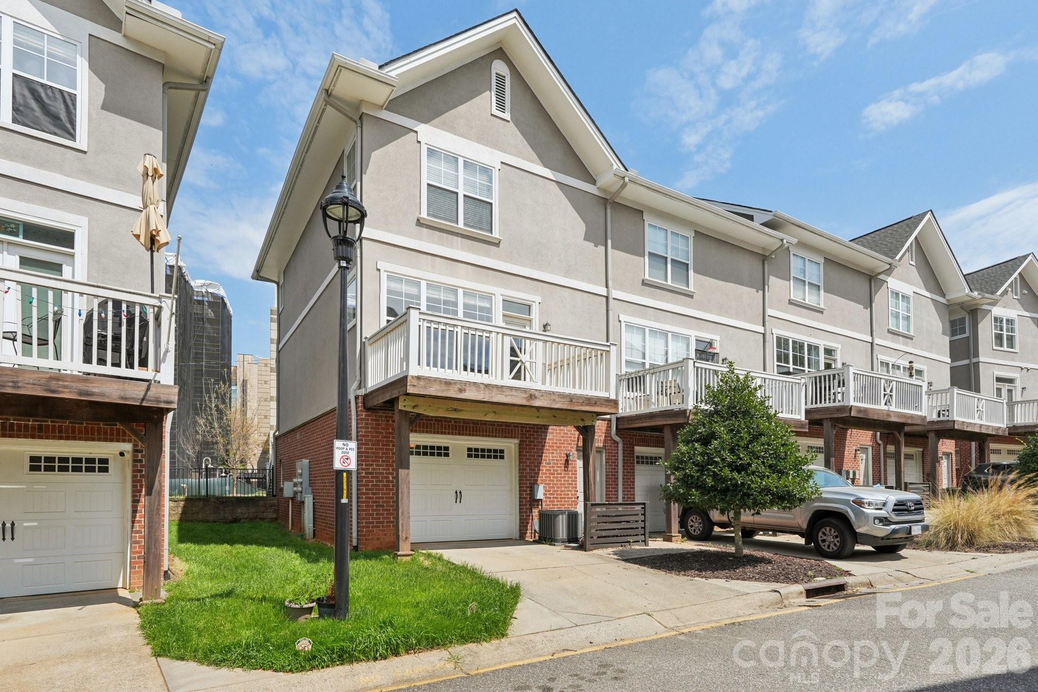 827 4th Street Property Photo 30