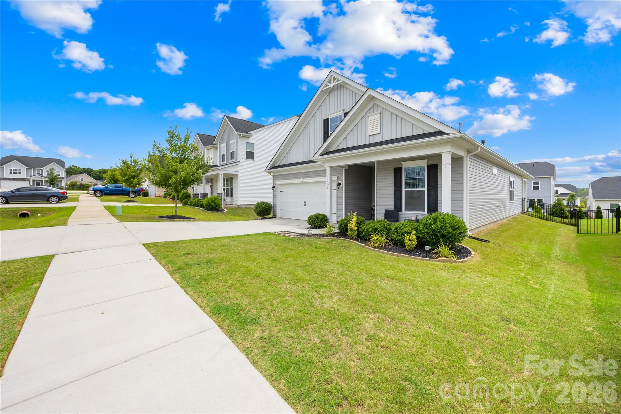 4526 Dover Court Property Photo 1