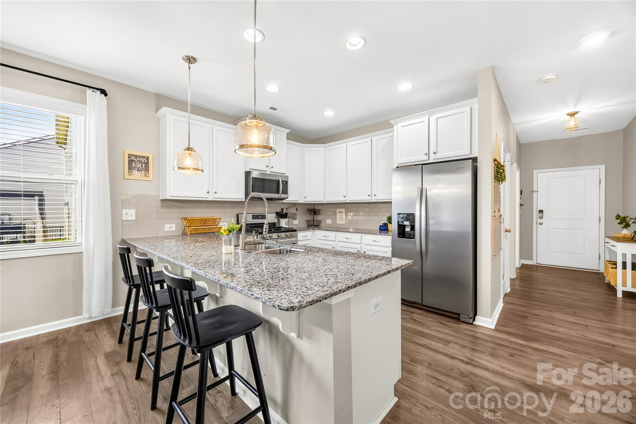 4526 Dover Court Property Photo 13