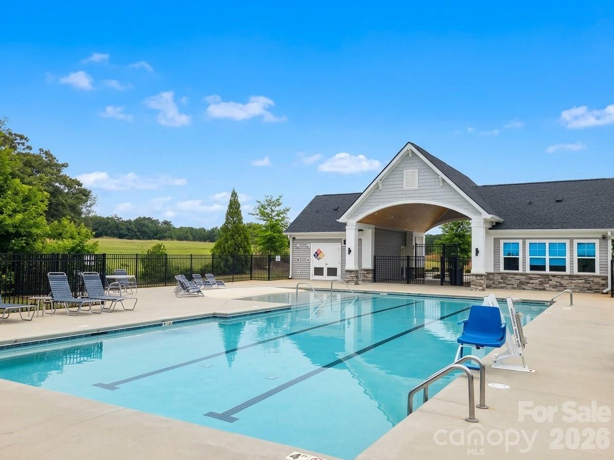 4526 Dover Court Property Photo 47