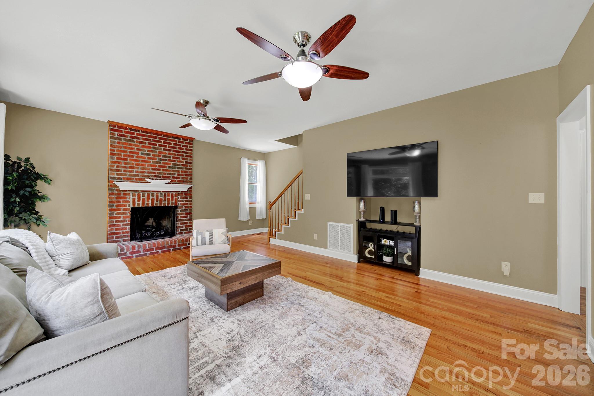 1583 Calder Lane Property Photo 19