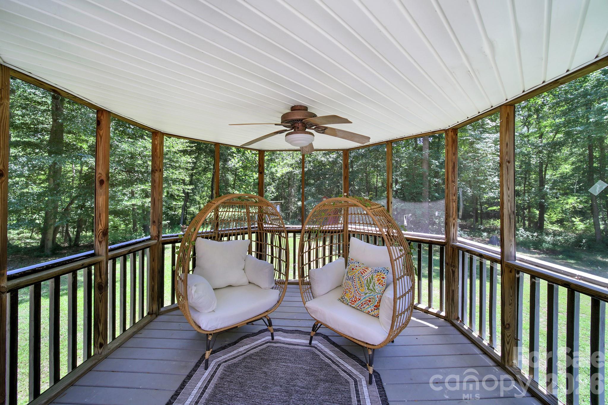 1583 Calder Lane Property Photo 38