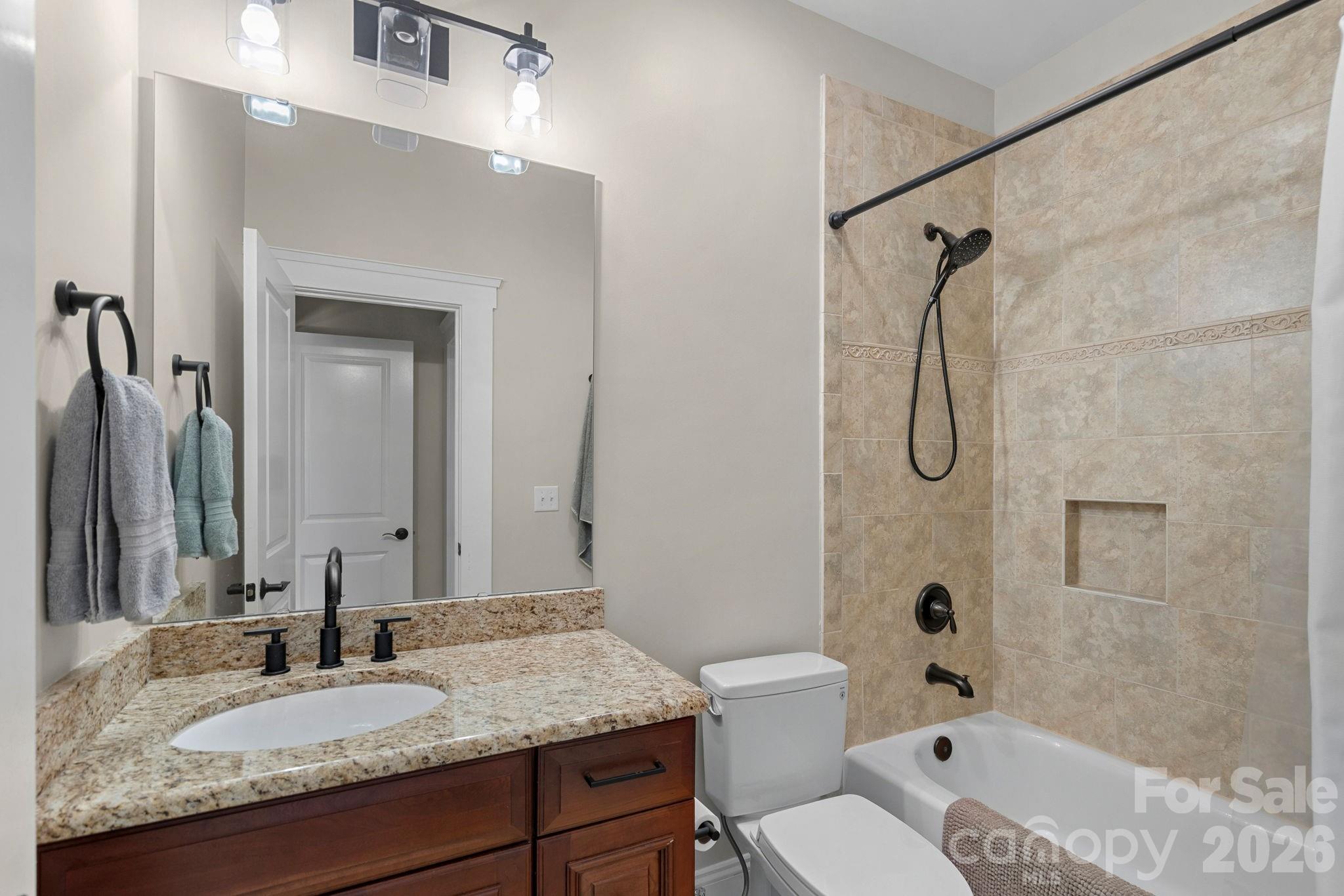 3813 Lakeside Drive Property Photo 25