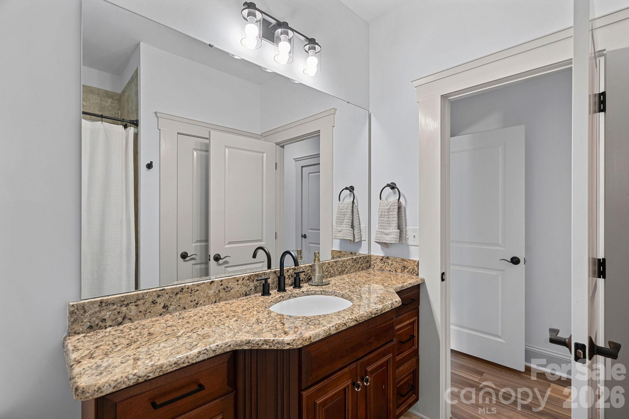 3813 Lakeside Drive Property Photo 30
