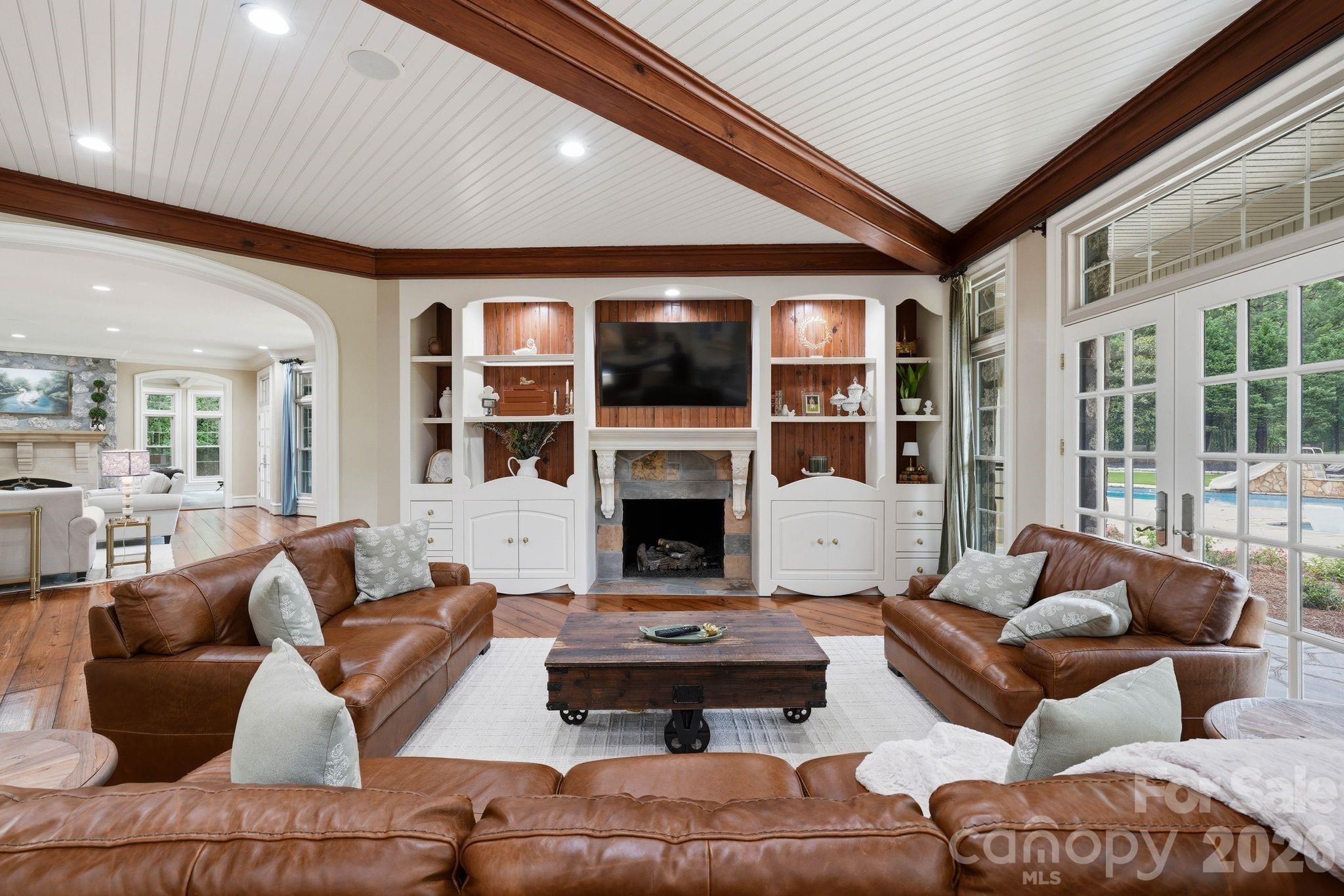 525 Lake Lynn Road Property Photo 13
