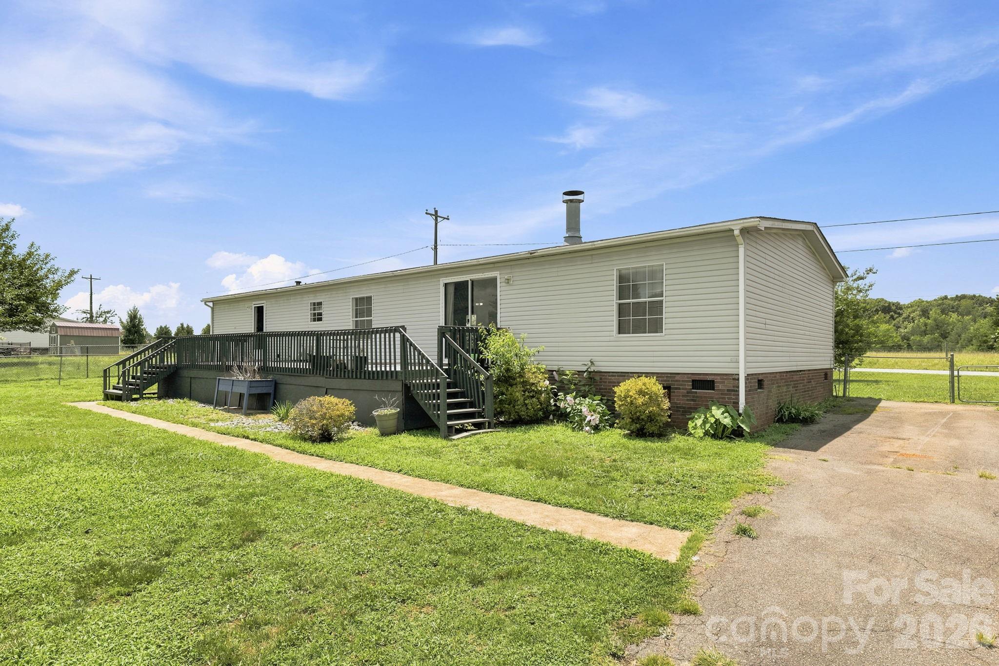 2299 Dellinger Drive Property Photo 4