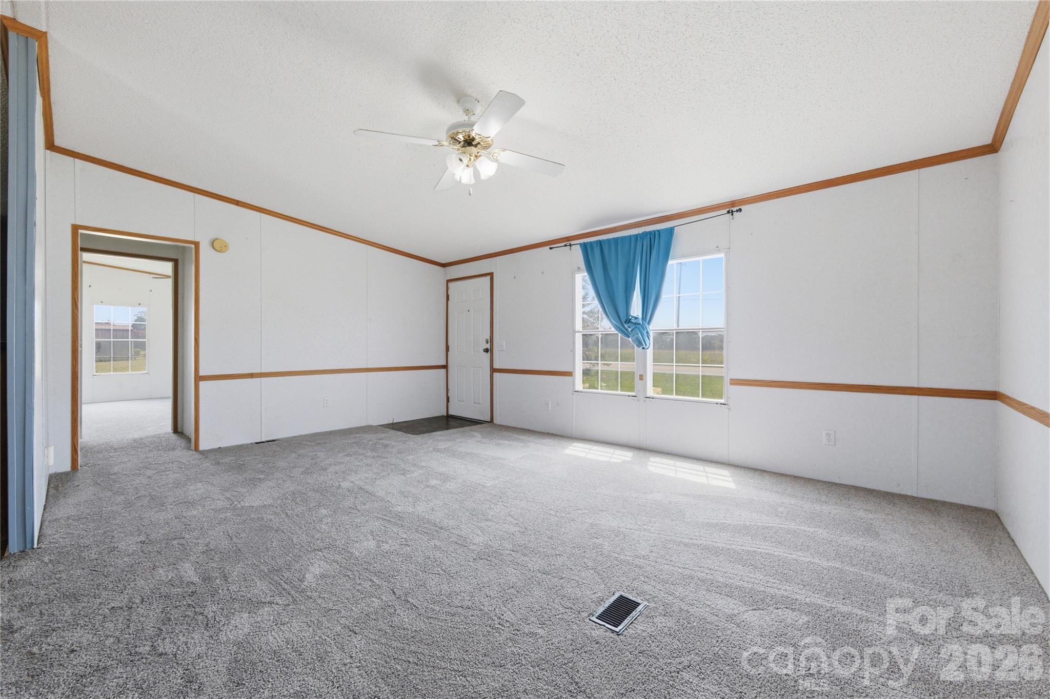 2299 Dellinger Drive Property Photo 5