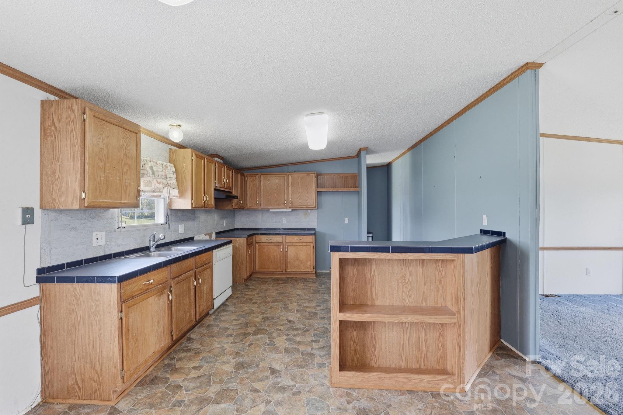 2299 Dellinger Drive Property Photo 8