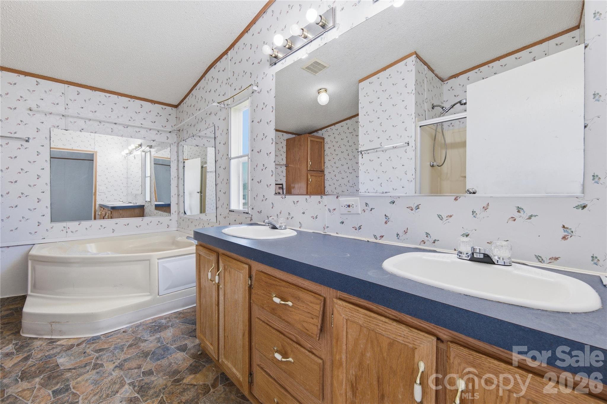 2299 Dellinger Drive Property Photo 20