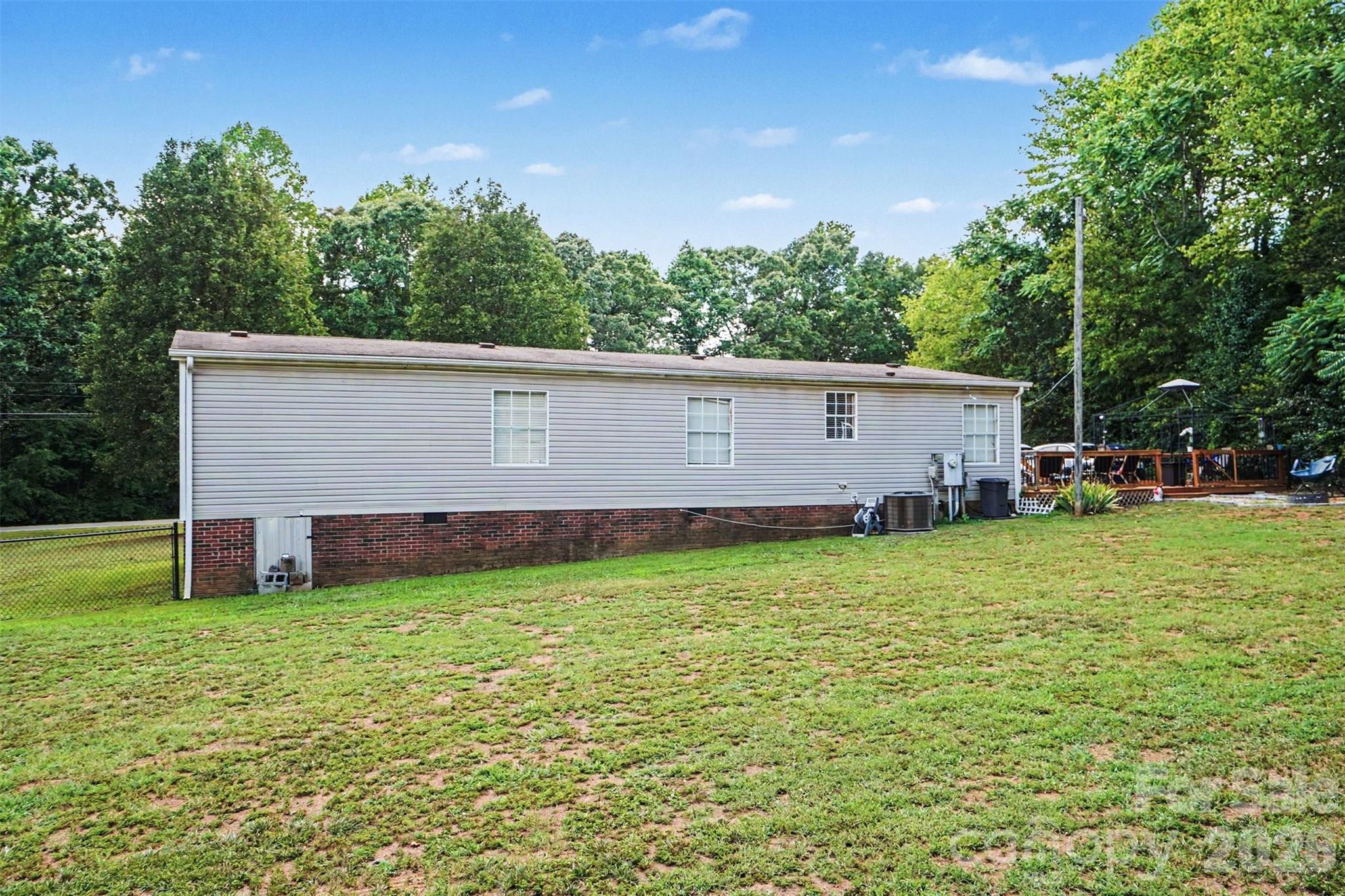 216 Westlee Street Property Photo 15