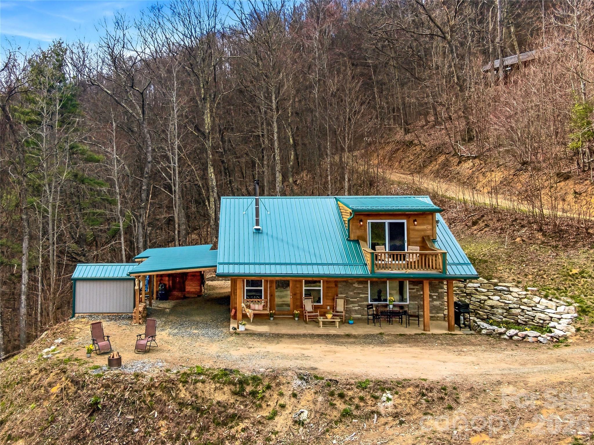 131 White Oak Way Property Photo 1