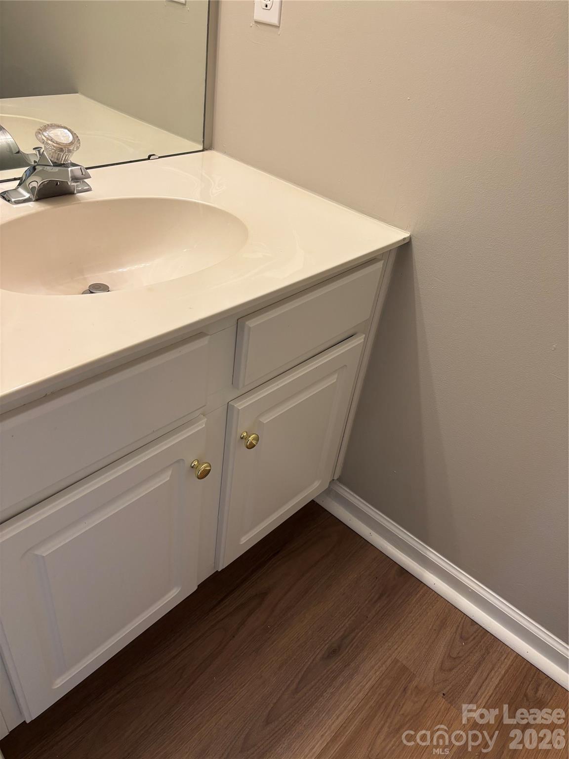 2435 Normancrest Court Property Photo 16