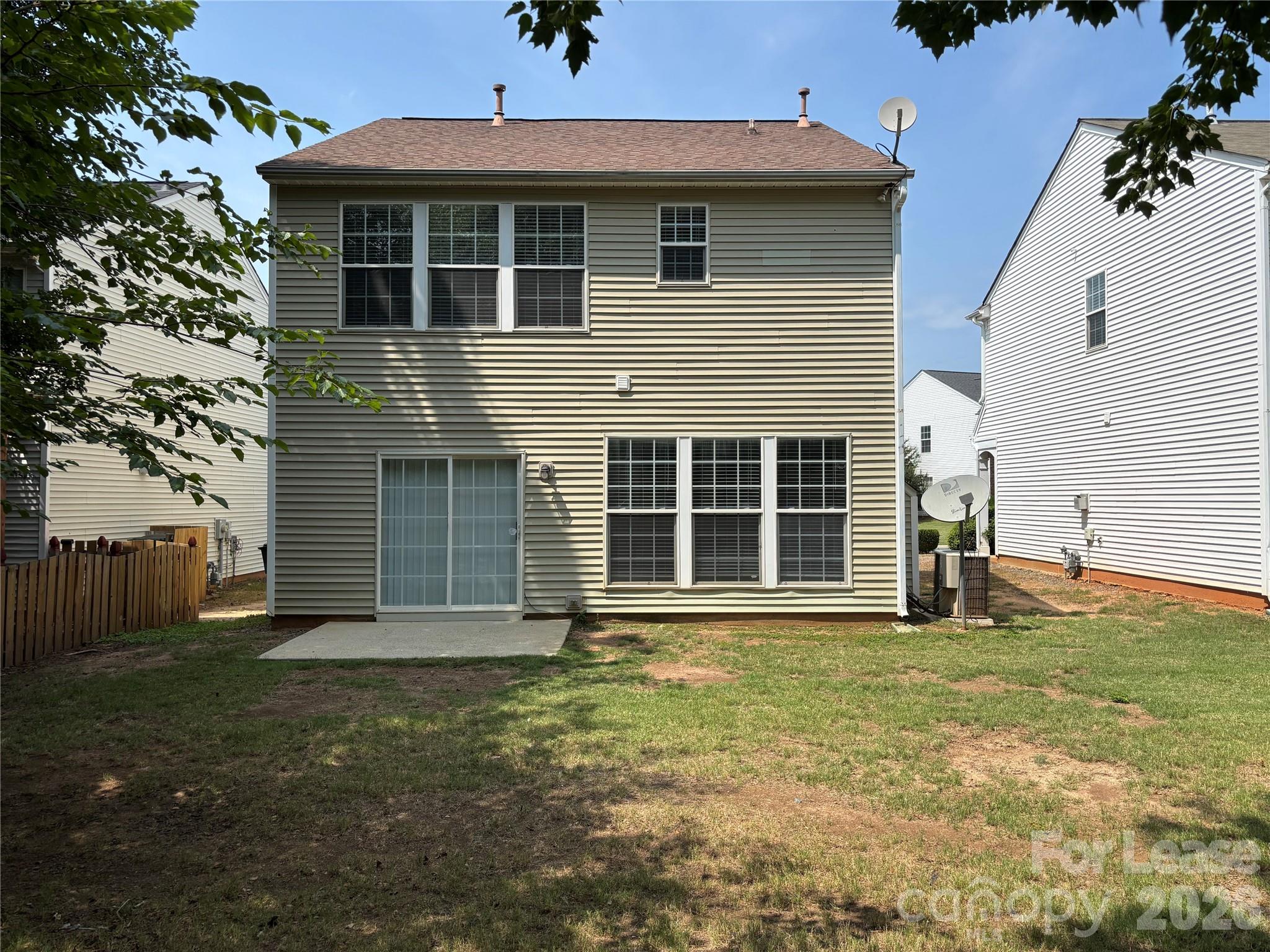 2435 Normancrest Court Property Photo 32