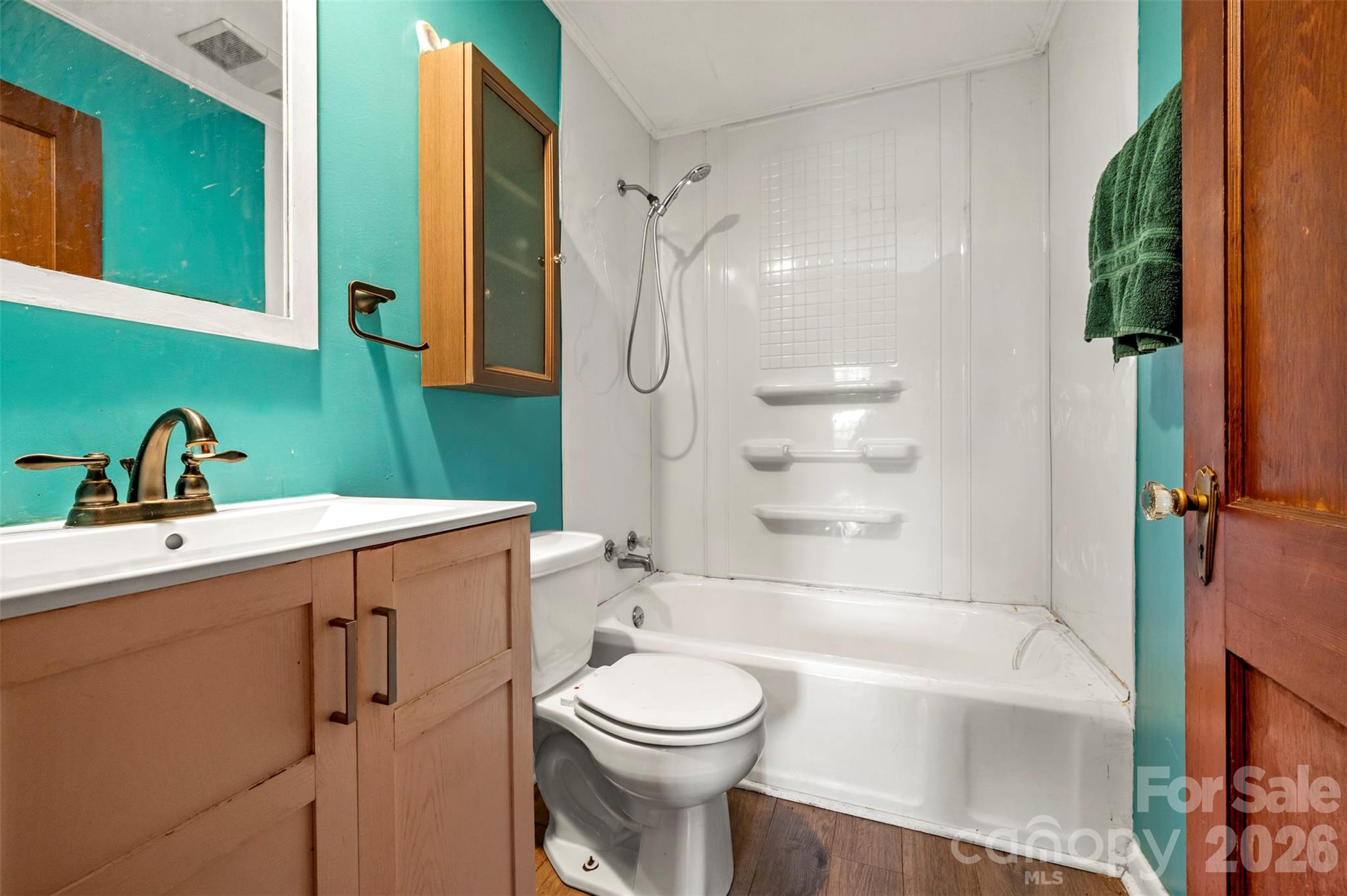 720 Sylvan Boulevard Property Photo 20