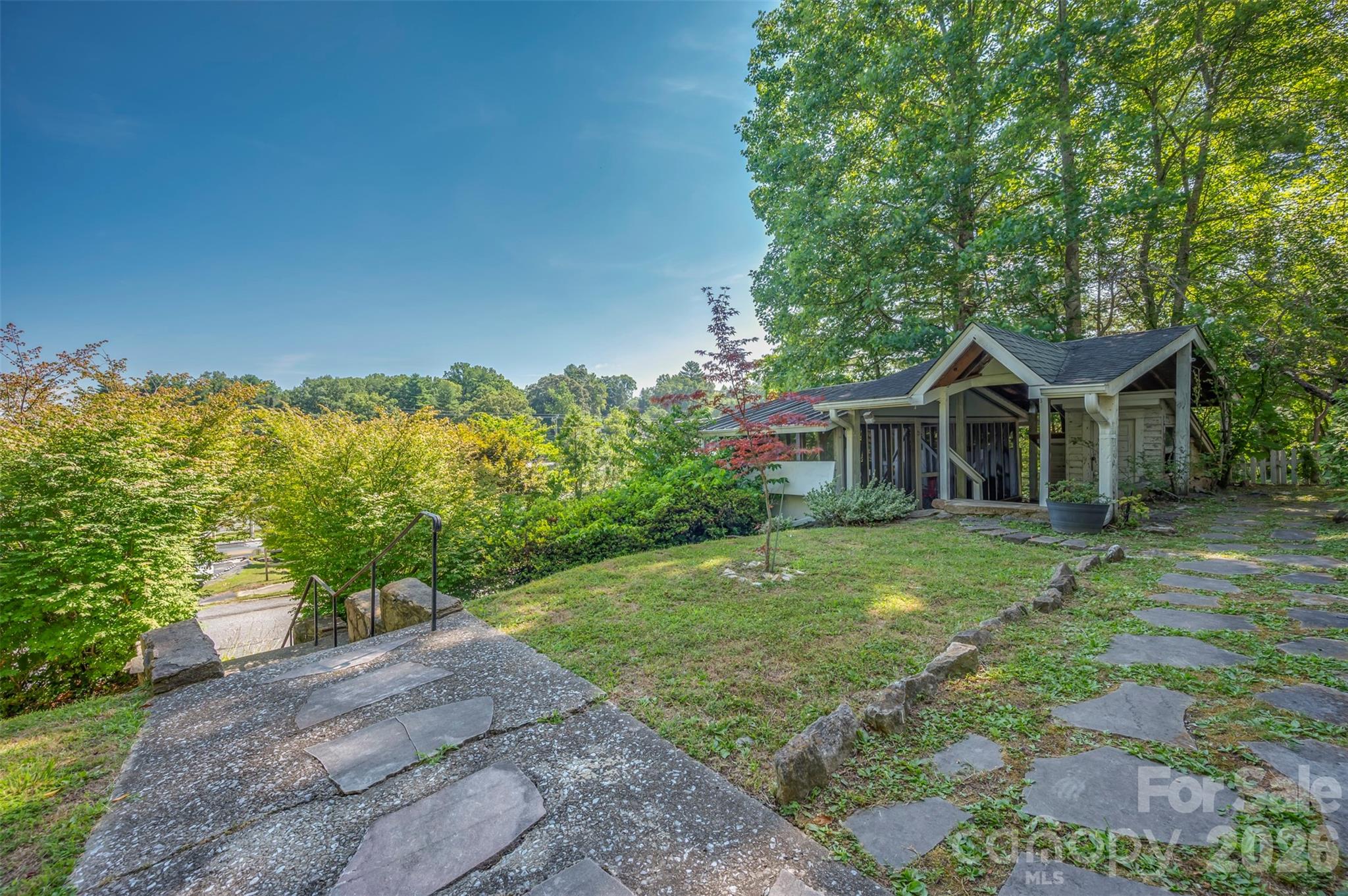 720 Sylvan Boulevard Property Photo 25