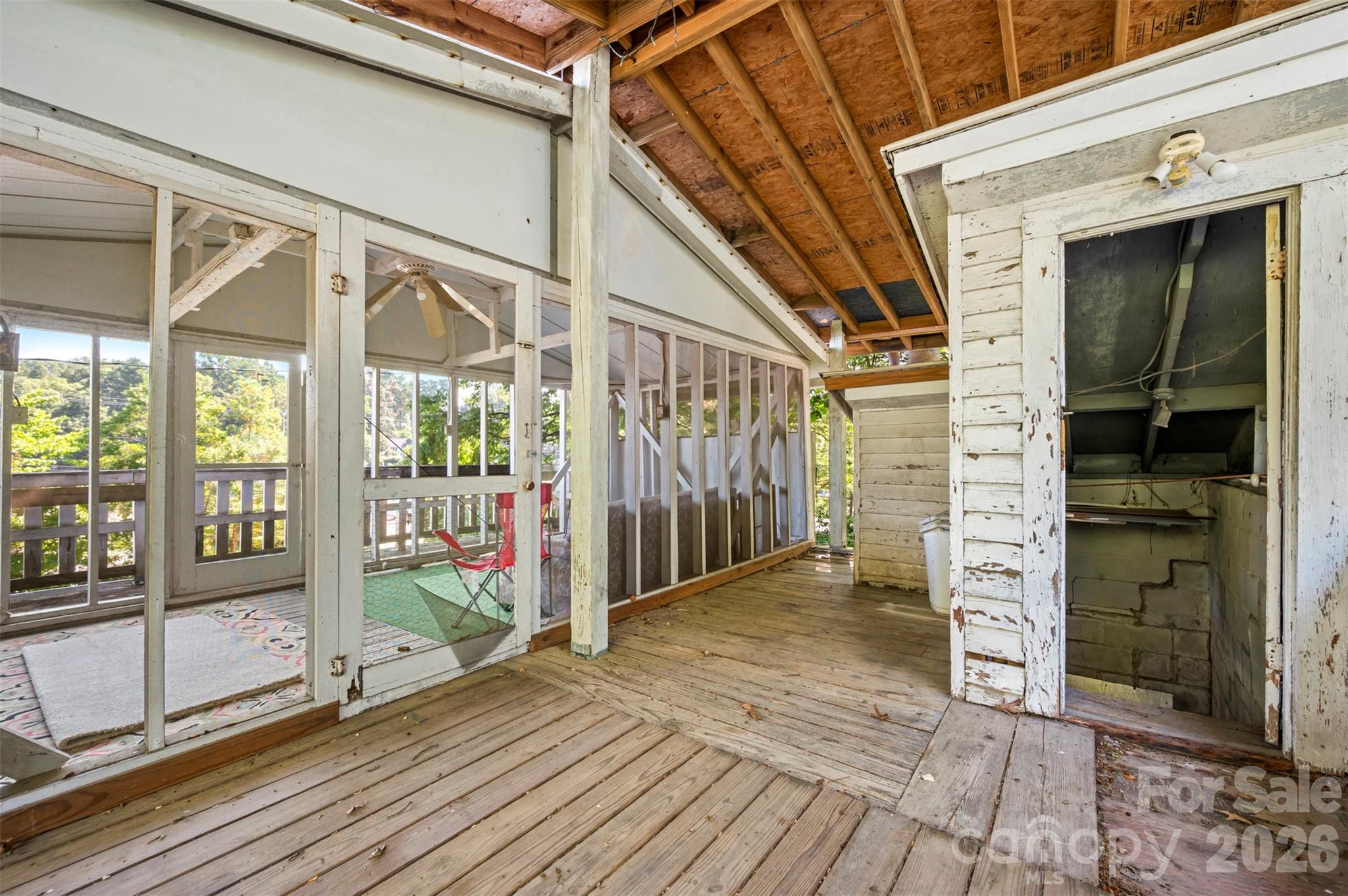 720 Sylvan Boulevard Property Photo 28
