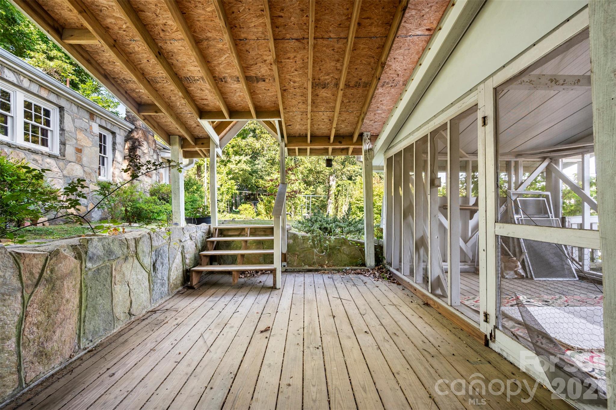 720 Sylvan Boulevard Property Photo 29