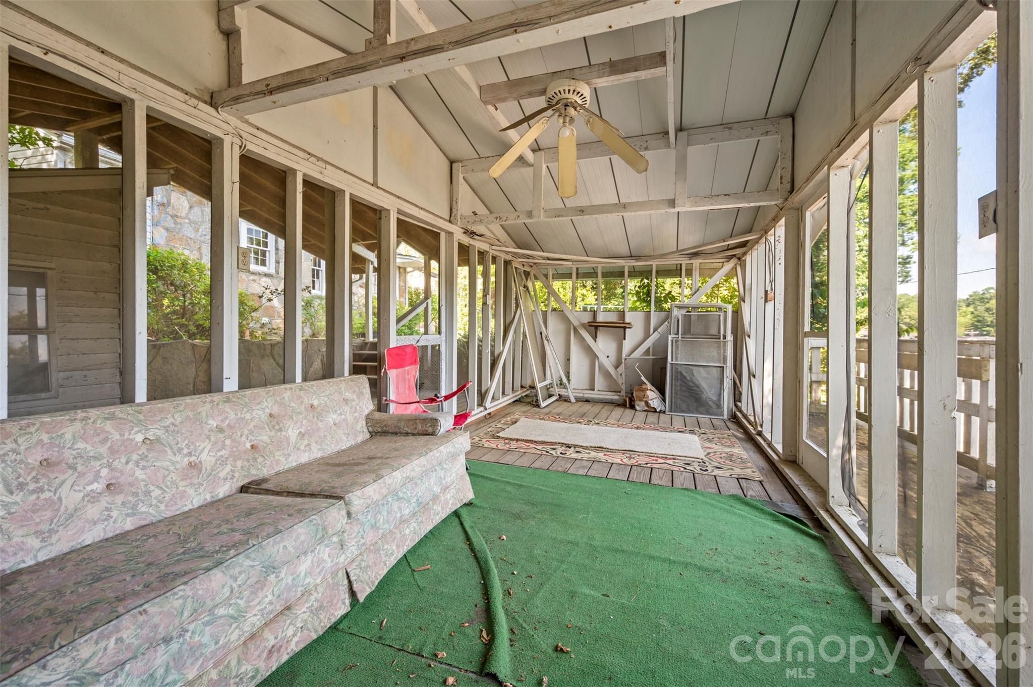 720 Sylvan Boulevard Property Photo 32