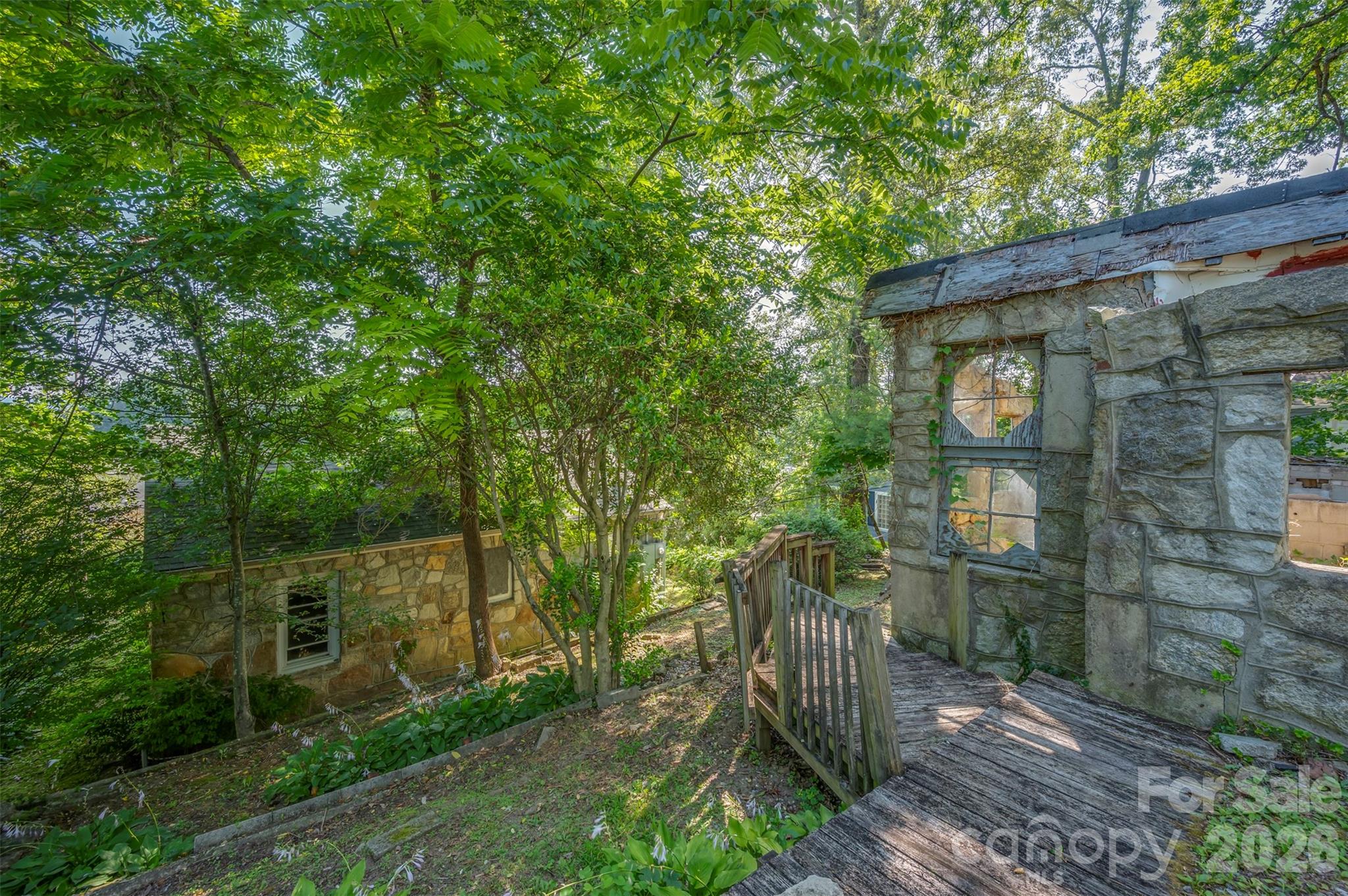 720 Sylvan Boulevard Property Photo 42