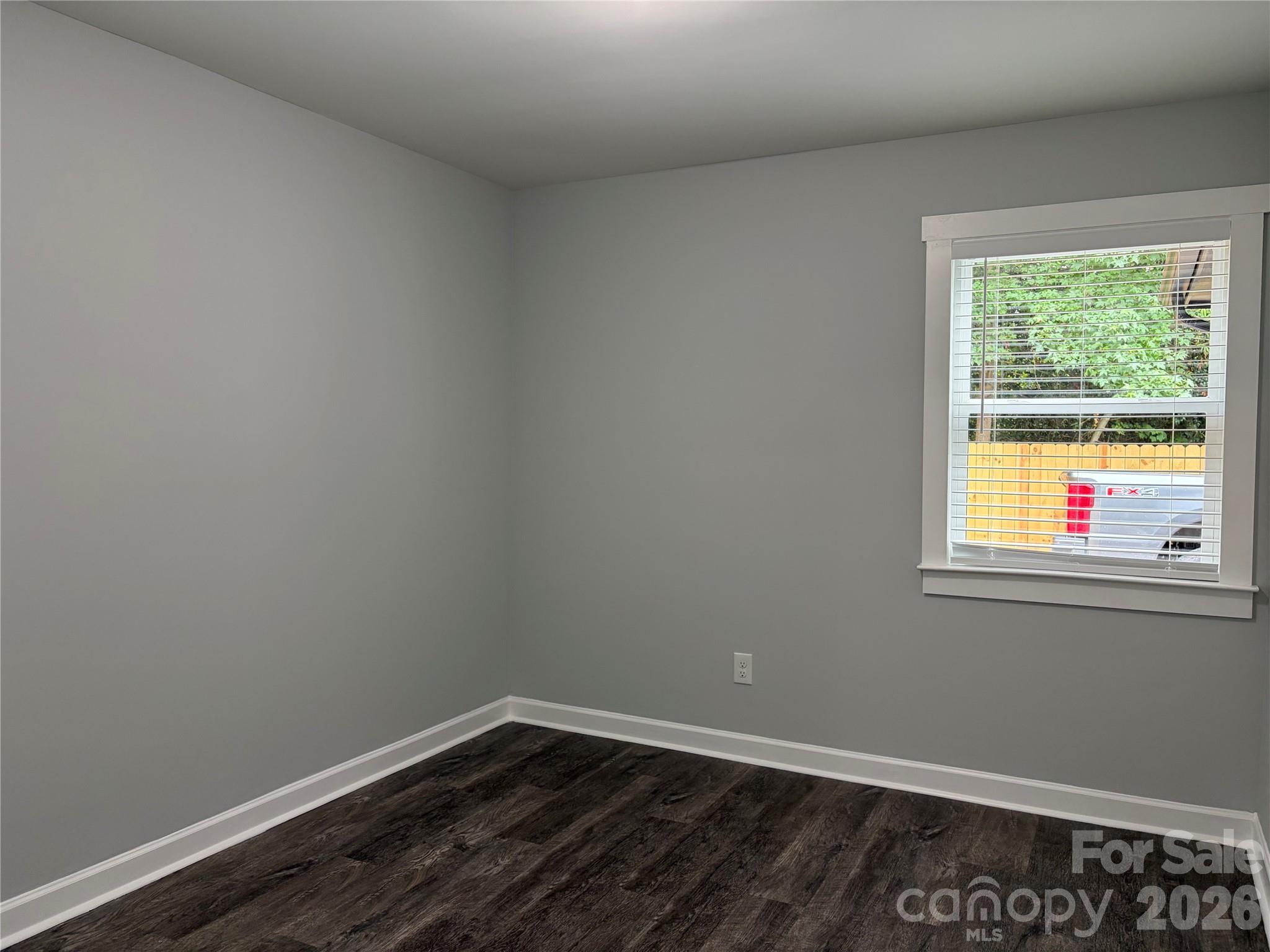 8761 Old Wire Road Property Photo 8