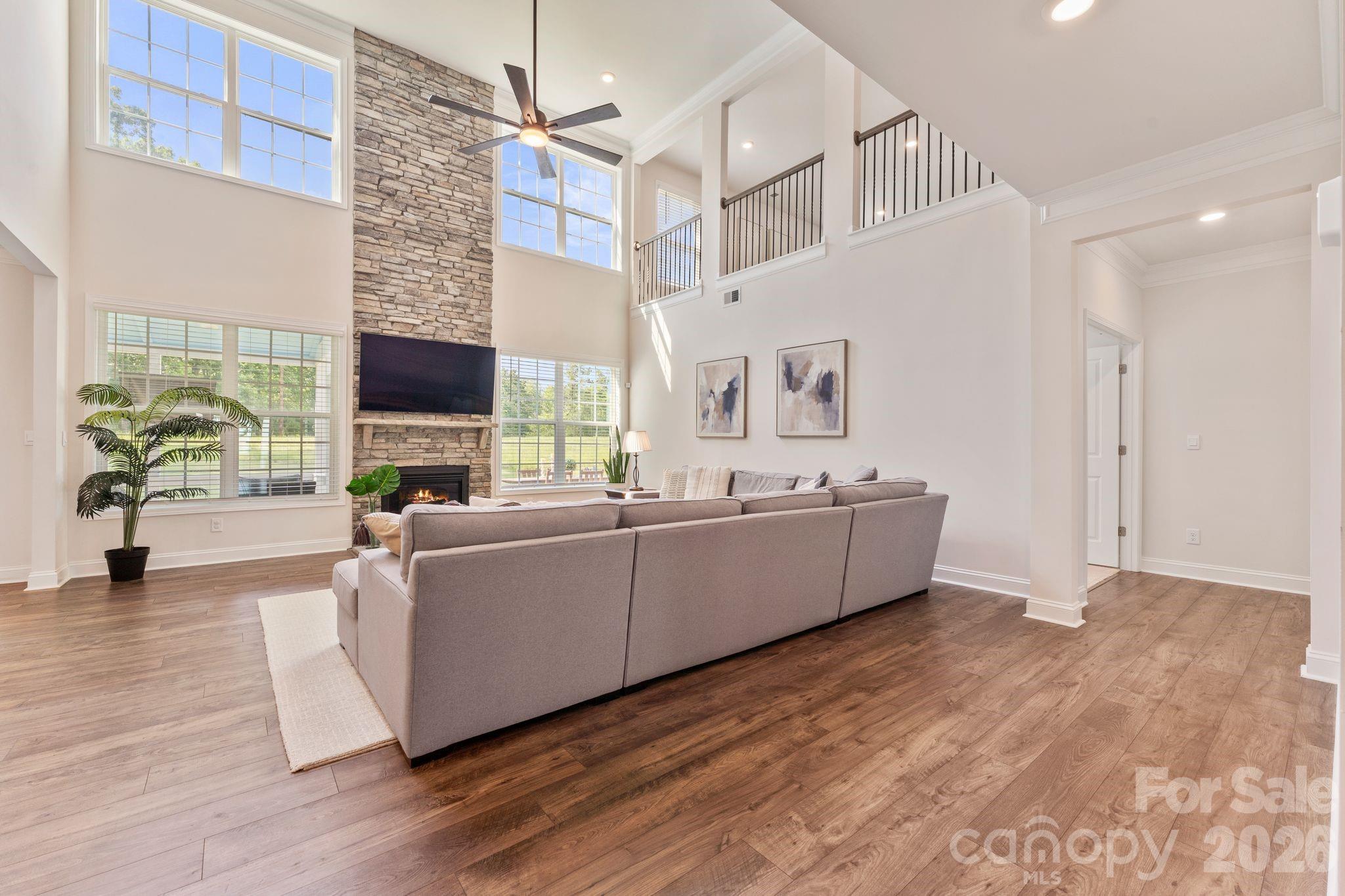 2409 Napa Terrace Property Photo 1