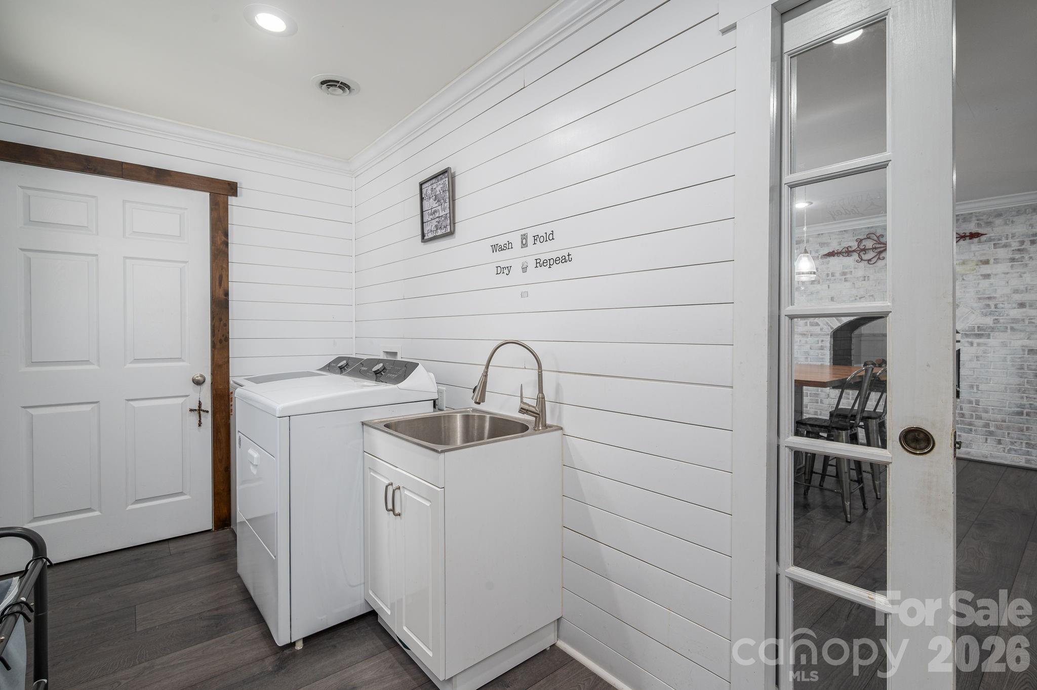 809 Spring Street 2 Property Photo 15