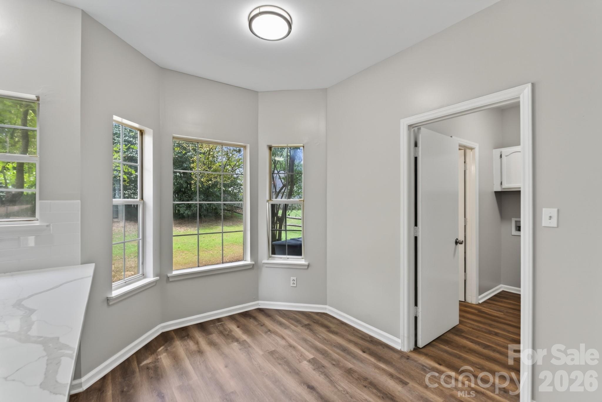 8511 Albury Walk Lane Property Photo 14