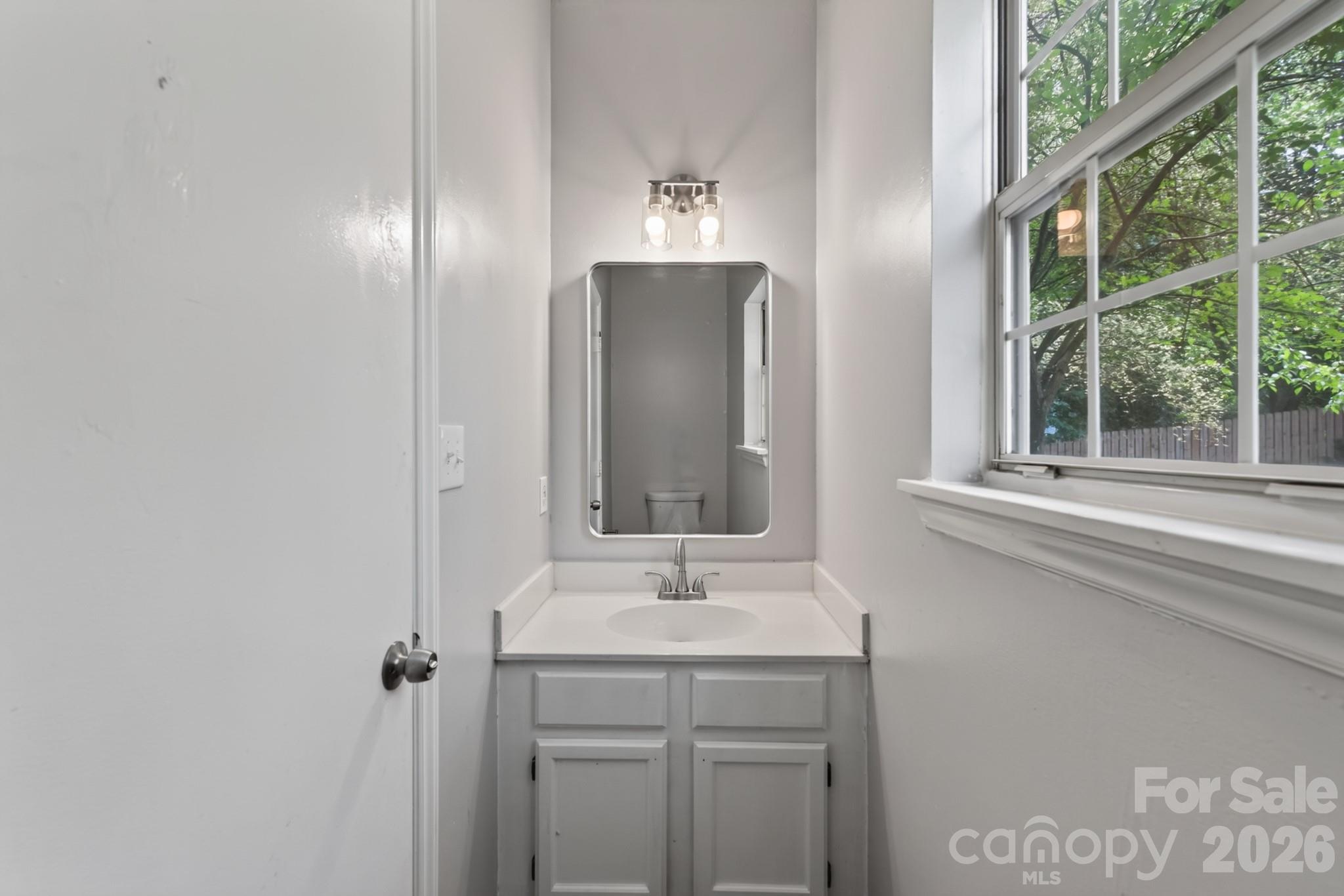 8511 Albury Walk Lane Property Photo 16