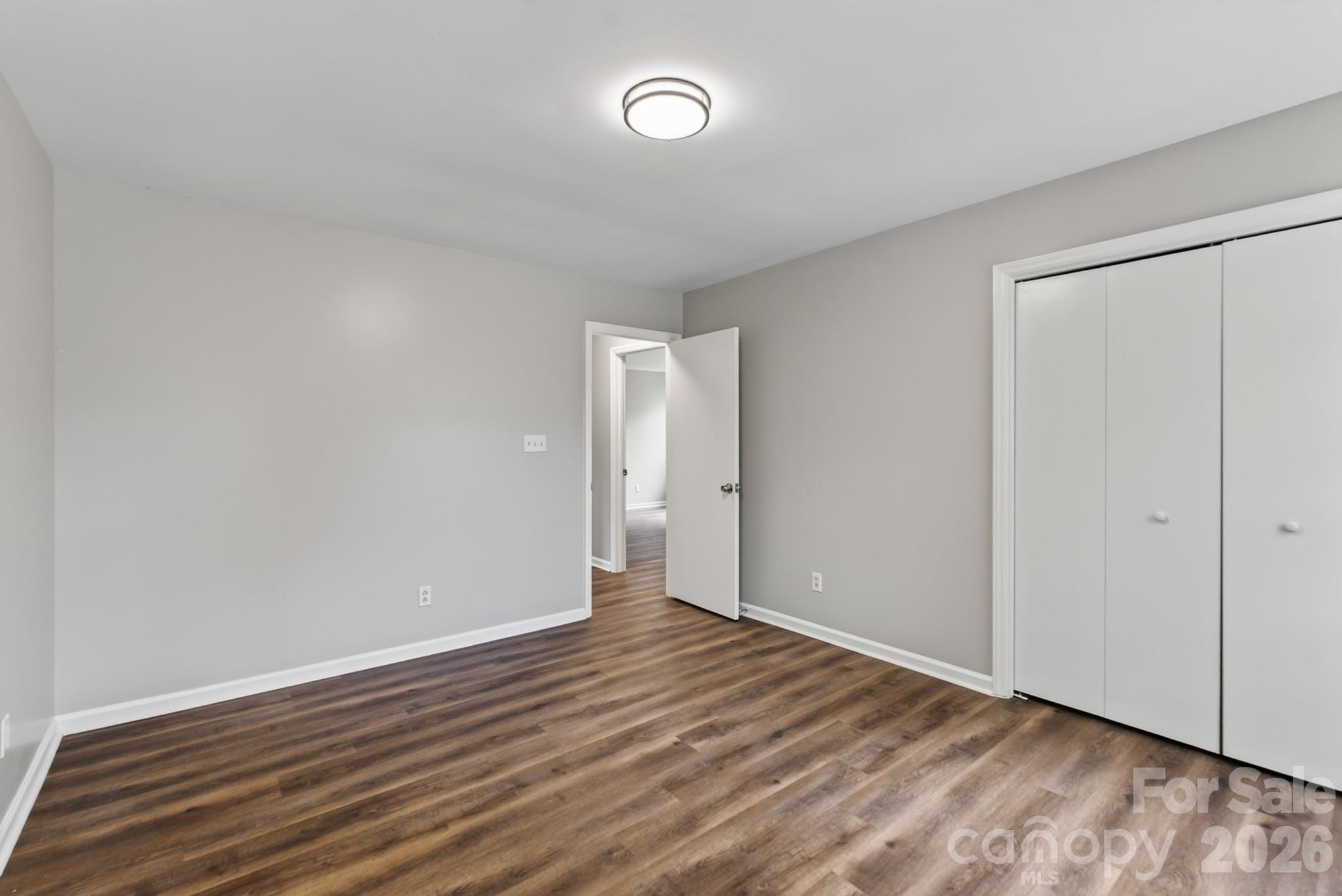 8511 Albury Walk Lane Property Photo 21