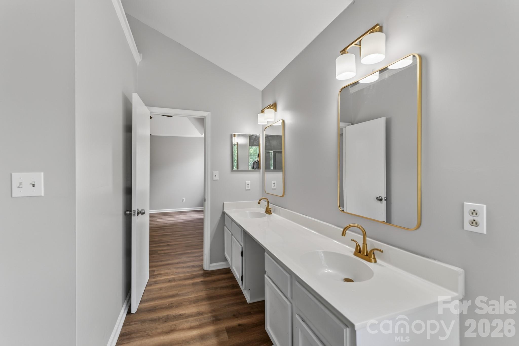 8511 Albury Walk Lane Property Photo 25