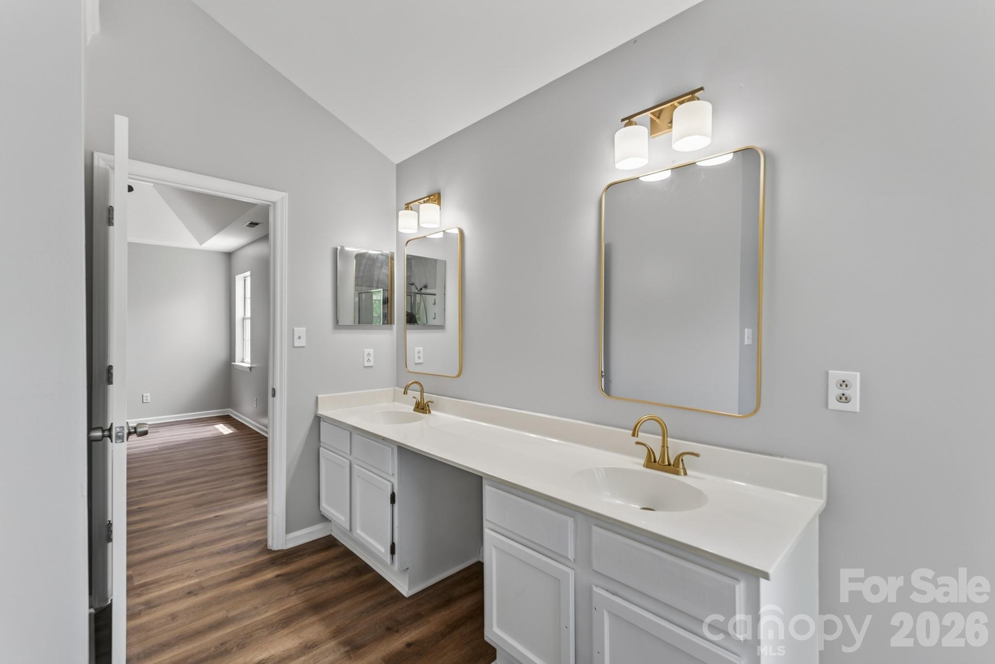 8511 Albury Walk Lane Property Photo 27