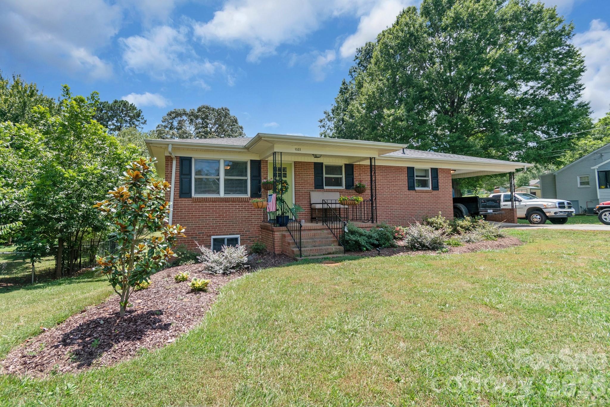 1501 Old Hickory Grove Road Property Photo 4