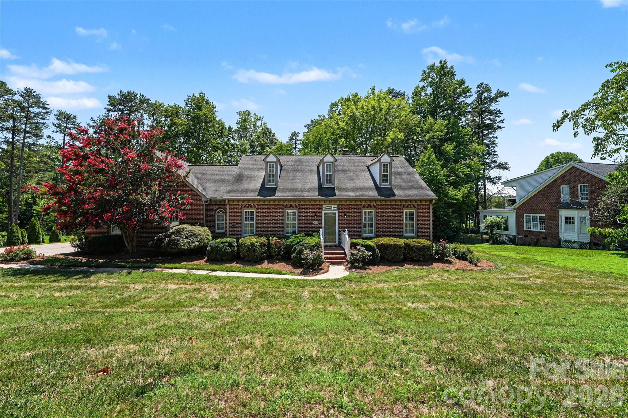 1859 Wetherburn Drive Property Photo 28
