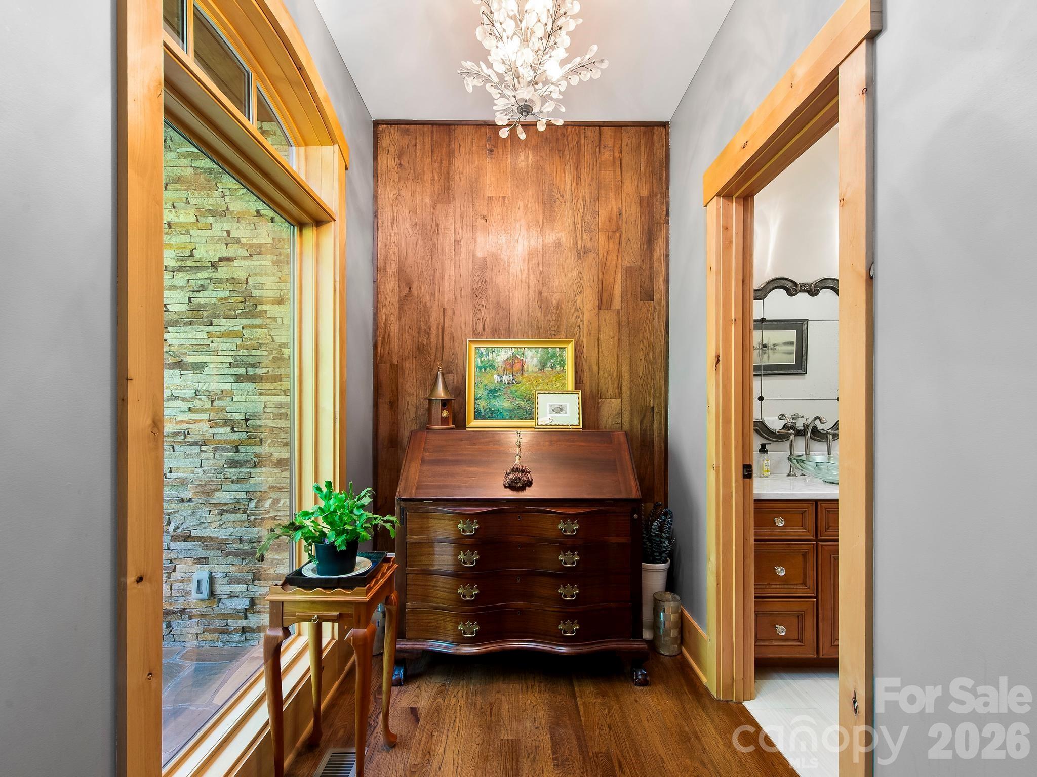600 White Water Way Property Photo 6