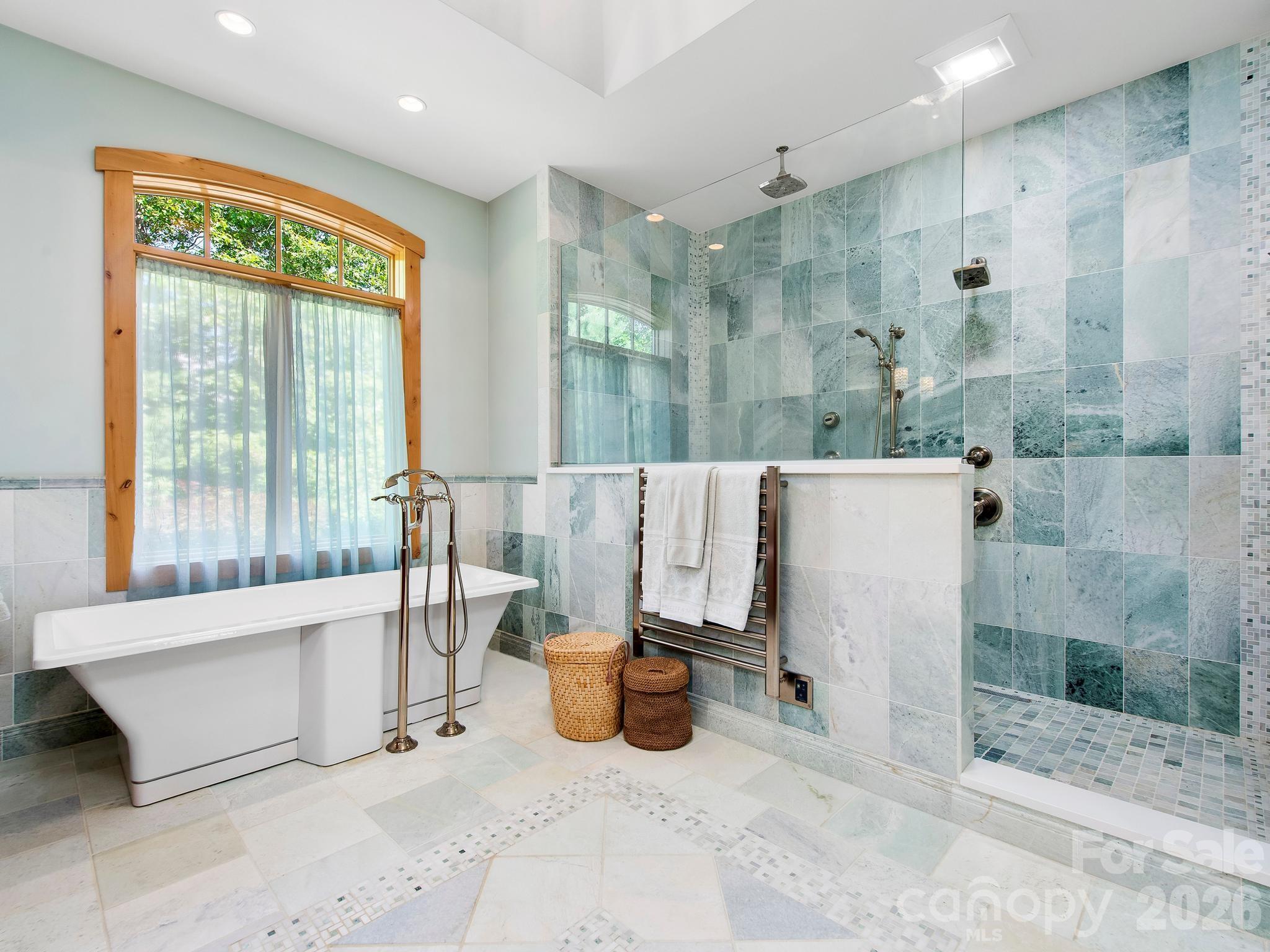 600 White Water Way Property Photo 29