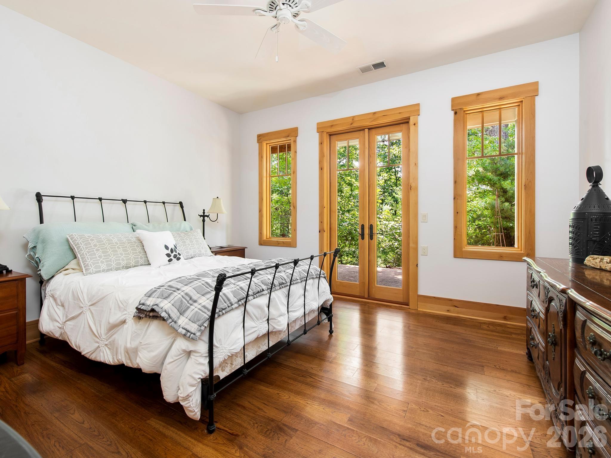 600 White Water Way Property Photo 33