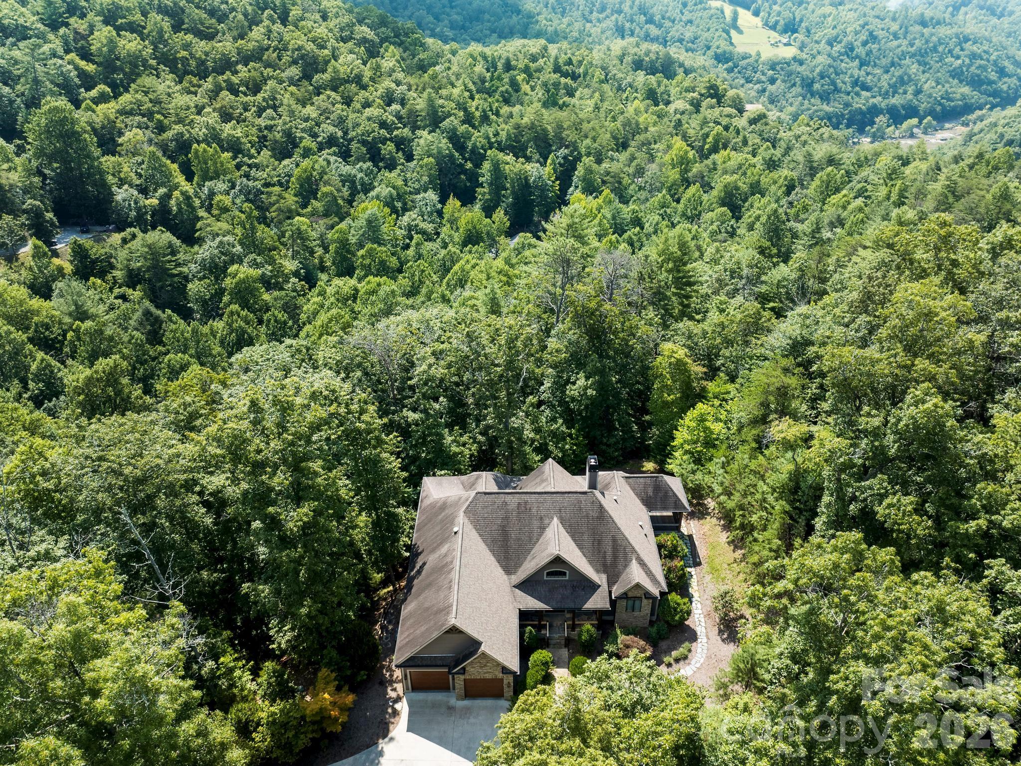 600 White Water Way Property Photo 48