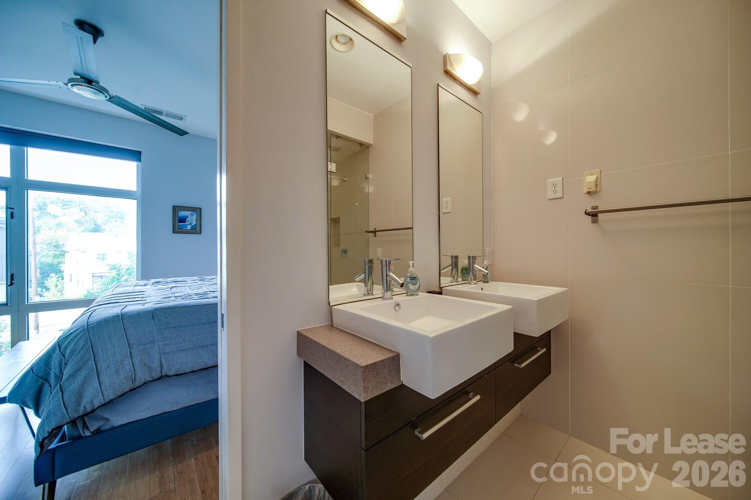322 Viburnum Way Court Property Photo 7