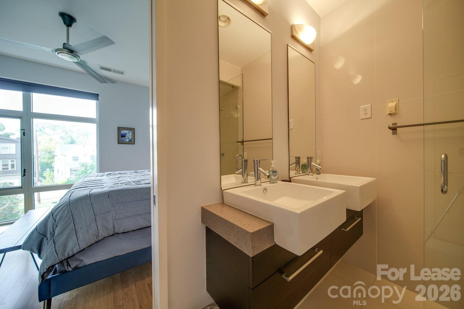 322 Viburnum Way Court Property Photo 9