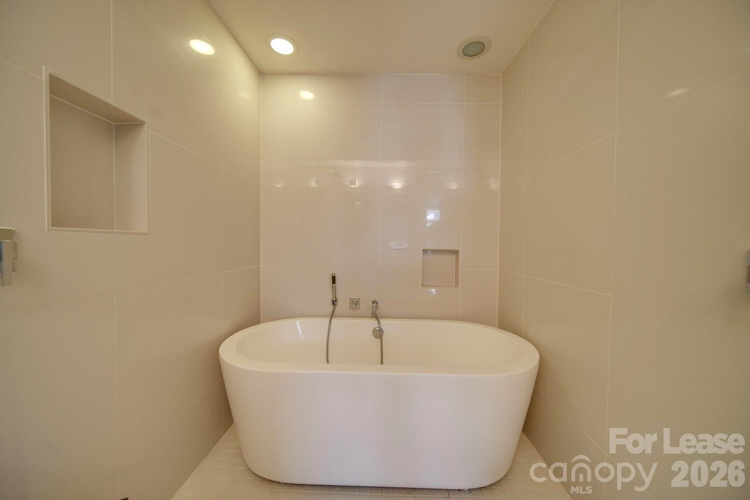 322 Viburnum Way Court Property Photo 11