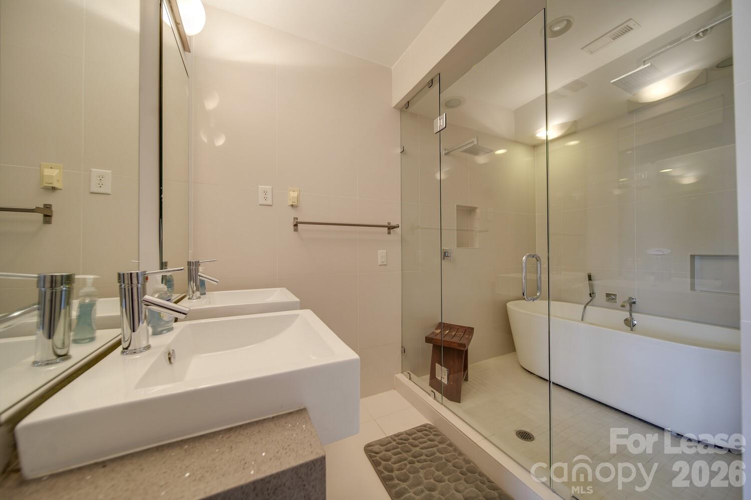 322 Viburnum Way Court Property Photo 13