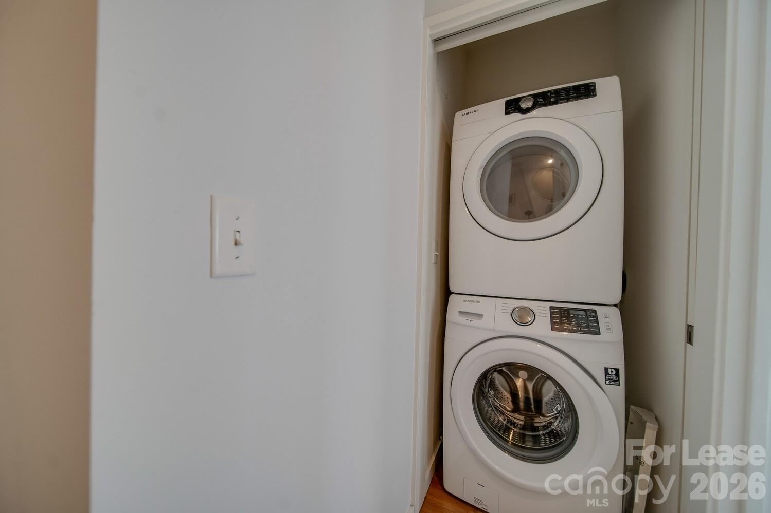 322 Viburnum Way Court Property Photo 14