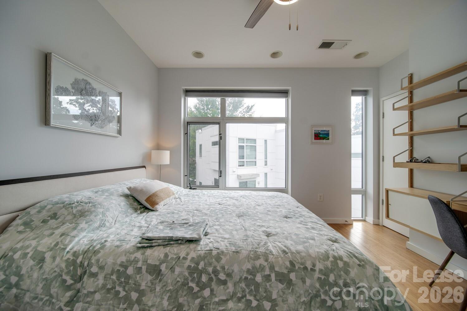 322 Viburnum Way Court Property Photo 15